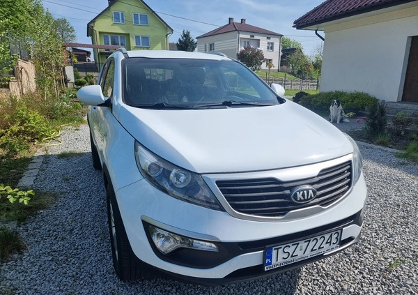 Kia Sportage cena 44600 przebieg: 198500, rok produkcji 2013 z Staszów małe 67